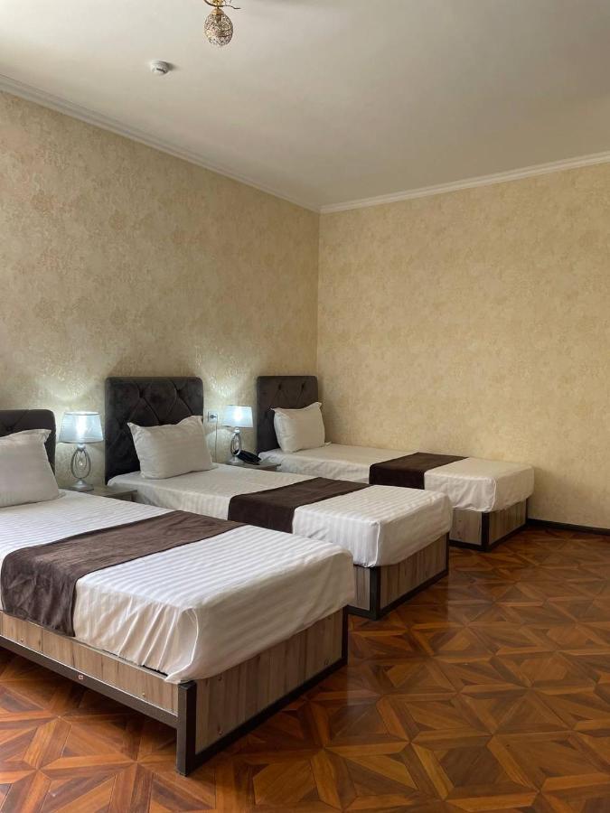 Yantai Hotel Tashkent Luaran gambar